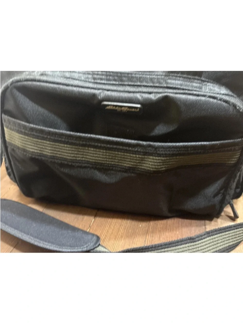Eddie Bauer  Small Travel Carry On Duffle Bag great condition! Unisex flight bag